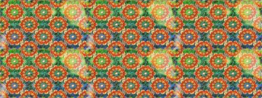 Noel altın kar tanesi kusursuz desen. Kış kar dokusu duvar kağıdı. Yeşil ve turuncu renkli altın kar taneleri. Sembol tatili, yeni yıl kutlaması, altın desenler..