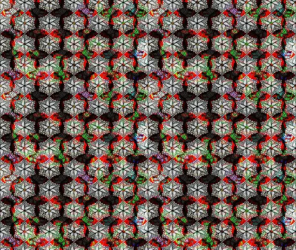 Suluboya elle çizilmiş çiçek desenli eskiz deseni. Parlak renkli fantezi çiçekleri, yapraklar, siyah renkli tomurcuklar.