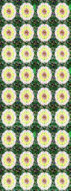 Moda baskıları için zarif bir şablon. Parlak renkli çiçekli ve yeşil yapraklı harika bir çiçek deseni. Modern çiçek arkaplanı. Halk stili.