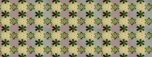 Gri ve nötr renklerde. Çiçekli tebrik kartı. Doğum günü kartı ya da düğün davetiyesi. Raster illüstrasyonu. Suluboya çiçek buketi. Çiçek arka planı.