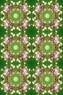 Damask arkaplanı. Barok tarzında altın çiçekli süs. Yeşil, bej ve gri renklerde altın bir element. Altın çiçekli, pürüzsüz desen.