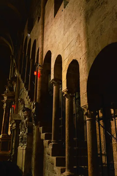Détail Escalier Sombre Dans Une Ancienne Cathédrale Italie Trente — Photo