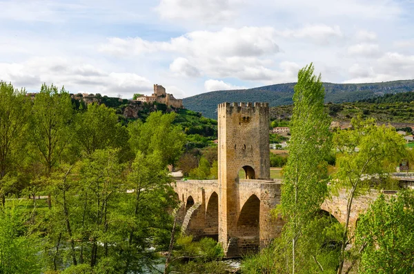 Frias桥 西班牙Puente Frias桥 Ebro河上美丽的历史性桥梁 十二世纪的古代 — 图库照片