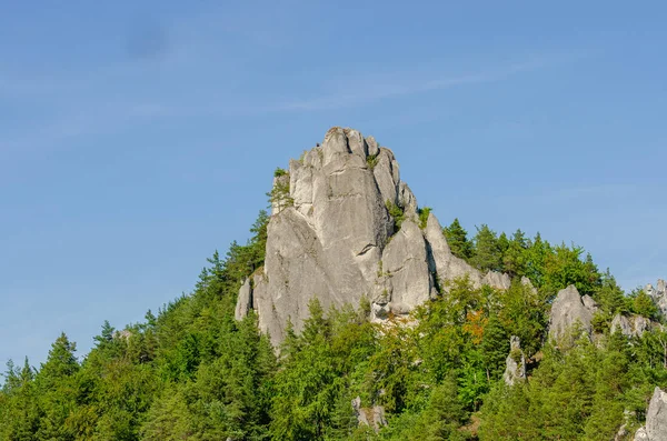 Majestátní Vrchol Pohoří Slovensku Sovětské Skály Sulovská Hora — Stock fotografie