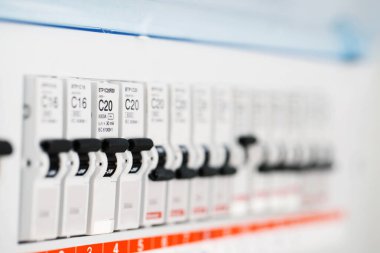 Ev güvenliği için güvenlik kırıcılar