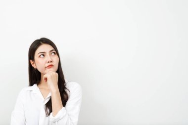 Duygusal ve hayal kırıklığına uğramış Asyalı kadınlar için rol modeli