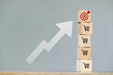 İş hedeflerine göre büyüyen tahta küp bloğu