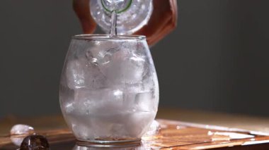 Vücuda iyi gelen tatlı ve ferahlatıcı içecekler.