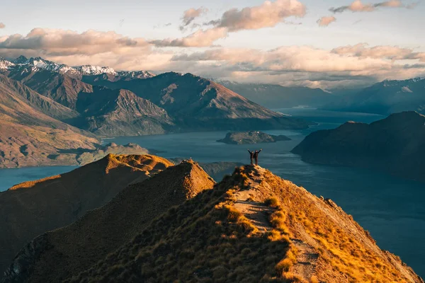 Roys Κορυφή Όμορφο Ορεινό Τοπίο Φόντο Λίμνη Γουανάκα Νέα Ζηλανδία — Φωτογραφία Αρχείου