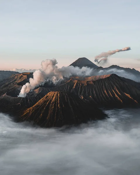 Vulcão Mount Bromo Gunung Bromo Parque Nacional Bromo Tengger Semeru — Fotografia de Stock