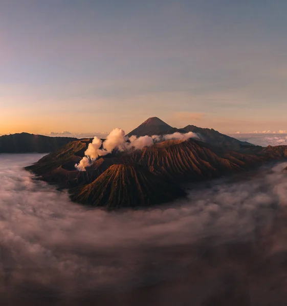 Panoráma Sunrise Vulkán Bromo Java Sziget Indonézia Panoráma Légi Felvétel — Stock Fotó