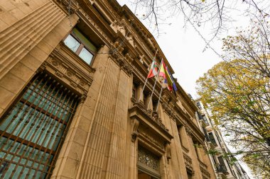 Miguel de Unamuno Enstitüsü, Bilbao, İspanya 'da bir lise..