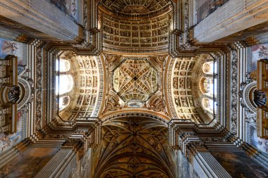 Granada, İspanya - 30 Kasım 2021: Granada, İspanya 'daki Granada Katedrali.