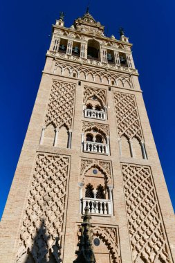 La Giralda, İspanya 'daki Sevilla Katedrali' nin çan kulesi..
