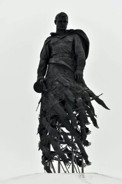 Rzhev, Rusya - 18 Aralık 2021: Rzhev Anıtı, Rzhev Savaşları 'na adanmış Sovyet Askerleri için.