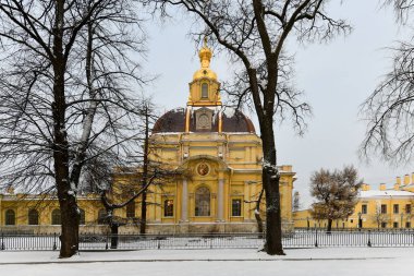 Aziz Peter ve Paul Katedrali, Peter ve Paul Kalesi 'nde yer alan Petropavlovskaya Krepost Hare Adası, Saint Petersburg-Rusya.