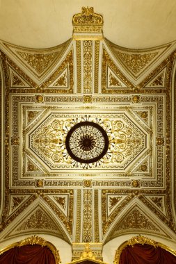 Saint Petersburg, Rusya - 25 Aralık 2021: Saint Petersburg, Rusya 'da bir sanat ve kültür müzesi olan State Hermitage Museum' un içi.