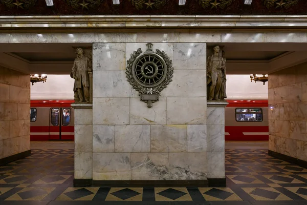 Saint Pétersbourg Russie Déc 2021 Intérieur Station Métro Narvskaya Saint — Photo