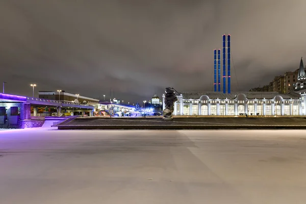 Ночной Городской Пейзаж Видом Дом Культуры Гэс Время Зимней Ночи — стоковое фото