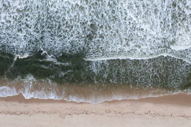 Long Island, New York 'taki Cupsogue Beach County Parkı' nın hava görüntüsü.