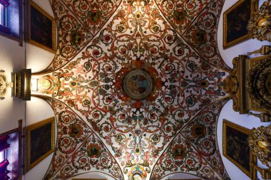 Funchal, Portekiz - 7 Haziran 2023: Funchal 'daki Aziz John Kilisesi (Kolej) 17. yüzyılın en güzel anıtlarından biridir..