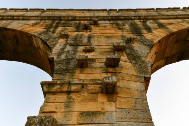Fransa, Occitanie, Pont du Gard, Provence, Gard, Languedoc-Roussillon 'da antik Roma su kemeri..