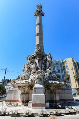 Güney Fransa, Marsilya 'daki Castellane' de bulunan tarihi köşe yazısına yakından bakın..
