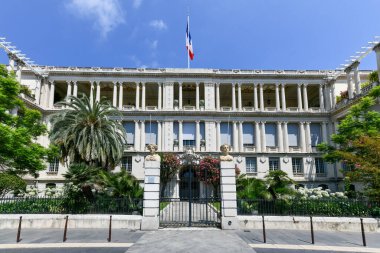 Savoy Dükleri Sarayı 'ndaki veya Palais de la Bölgesi' ndeki devlet dairesinde..