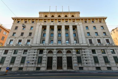 Palazzo degli Uffici Finanziari di Via Fiume (Via Fiume 'deki Mali Ofis Binası) İtalya' nın Cenova kentinde..