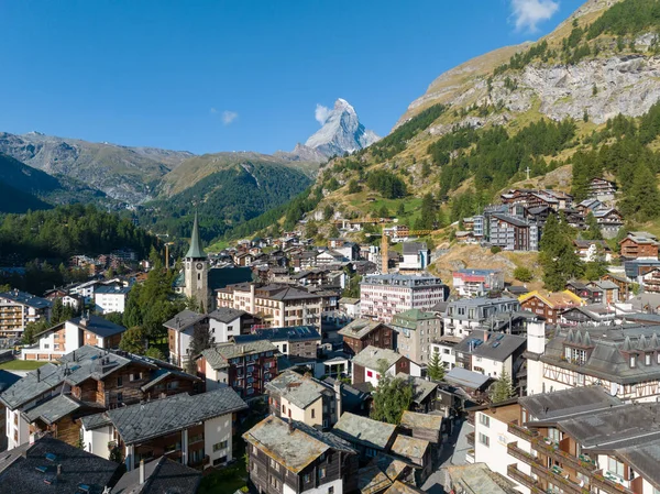 St. Mauritius Kilisesi (Pfarrkirche St. Mauritius), Zermatt, İsviçre.