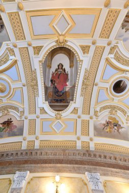 Bern, İsviçre - 11 Ağustos 2022: İsviçre Konfederasyonu Ulusal Konseyi Salonu.