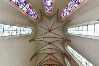 Interlaken, İsviçre - 14 Ağustos 2022: Interlaken Kalesi Kilisesi (Schlosskirche) - Interlaken, İsviçre
