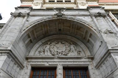 İngiltere 'nin Londra Doğal Tarih Müzesi' nin dışı.