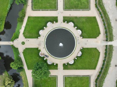 Sanssouci Sarayı Çeşmesi. Prusya Kralı Büyük Frederick 'in eski yazlık sarayı. Potsdam' da, Berlin yakınlarında.