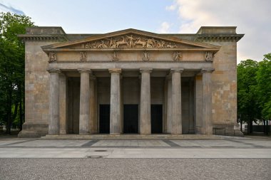 Unter den Linden Bulvarı 'nda Neue Wache (Yeni Muhafız) Binası - Berlin, Almanya