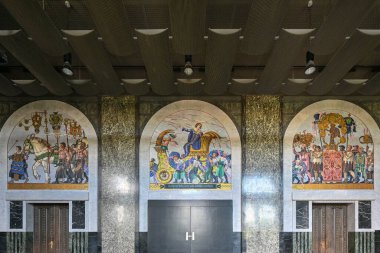 Hanover, Almanya - 12 Temmuz 2023: Leipzig, Saksonya 'da Yeni Belediye Sarayı, Almanya