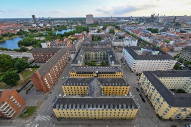 Kurtarıcımız Kilisesi 'nden Danimarka, Kopenhag' ın siluetinin panoramik görüntüsü.