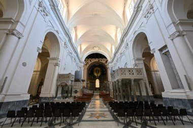 Salerno, İtalya - 4 Ağustos 2023: Saint Matthew Katedrali veya Büyük Saint Gregory Katedrali (Cattedrale di San Matteo e San Gregorio Magno).