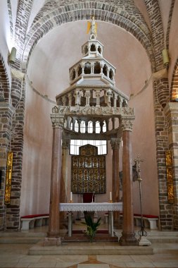 Kotor, Karadağ - 31 Haziran 2023: St Tryphon, Kotor, Karadağ, Roma Katolik katedrali..