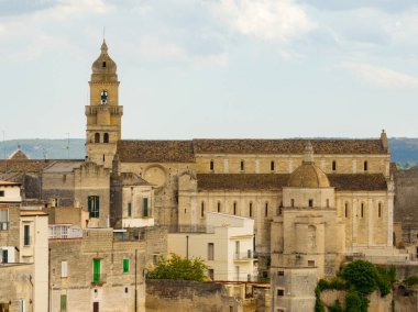 İtalya 'nın Puglia, Bari kentindeki pitoresk İtalyan kasabası Gravina' daki antik Santa Maria Assunta katedrali..
