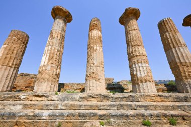 İtalya, Sicilya, Agrigento 'daki Tapınaklar Vadisi' ndeki Herkül Tapınağı
