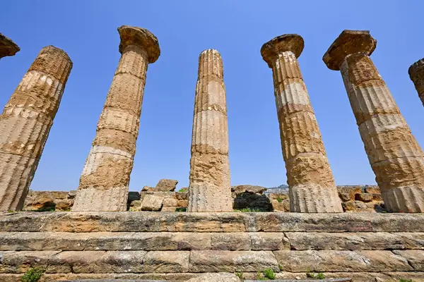 İtalya, Sicilya, Agrigento 'daki Tapınaklar Vadisi' ndeki Herkül Tapınağı