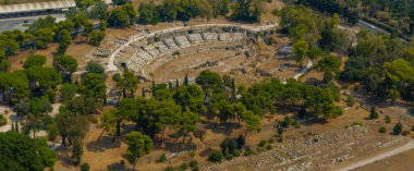 Roma Syracuse Amfitiyatrosu, Roma İmparatorluk döneminin ilk dönemlerinde inşa edilen en temsili yapılardan biridir..