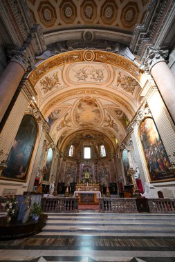 Roma, İtalya - 2. Sep 2023: Roma, İtalya 'daki Roma Meydanı' ndaki Aziz Meryem Kilisesi (Basilica di Santa Maria degli Angeli e dei Martiri)