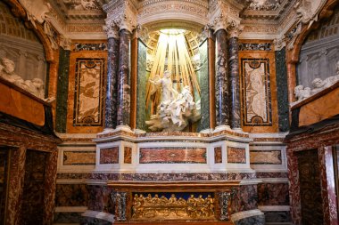 Roma, İtalya - 2. Sezon 2023: Roma, İtalya 'daki Santa Maria della Vittoria Kilisesi.