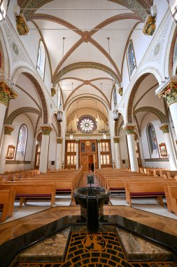 Santa Fe, New Mexico - 27 Şubat 2024: Santa Fe, New Mexico 'daki St. Francis Katedral Bazilikası.