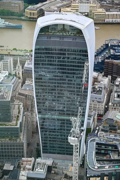 Ünlü Walkie Talkie bina cephesi - Londra şehir silüeti, finans bölgesi, Birleşik Krallık.