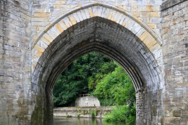 İngiltere 'nin Durham kentindeki Elvet Köprüsü..