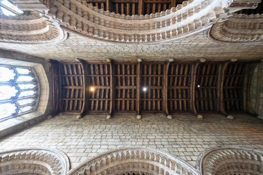 Durham, İngiltere - 2 Temmuz 2024: Durham Katedrali, resmi olarak İsa Katedrali, Bakire Meryem ve Durham 'lı Aziz Cuthbert