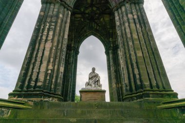 Edinburgh, İskoçya, İngiltere 'deki Scott Anıtı. Sör Walter Scott 'ın onuruna inşa edildi..
